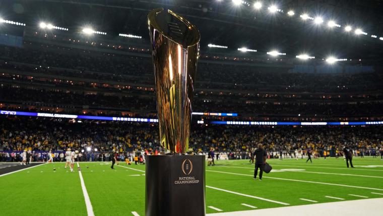 College football bowl schedule: Dates, times, TV channels, live streams to watch every FBS bowl game in 2024-25