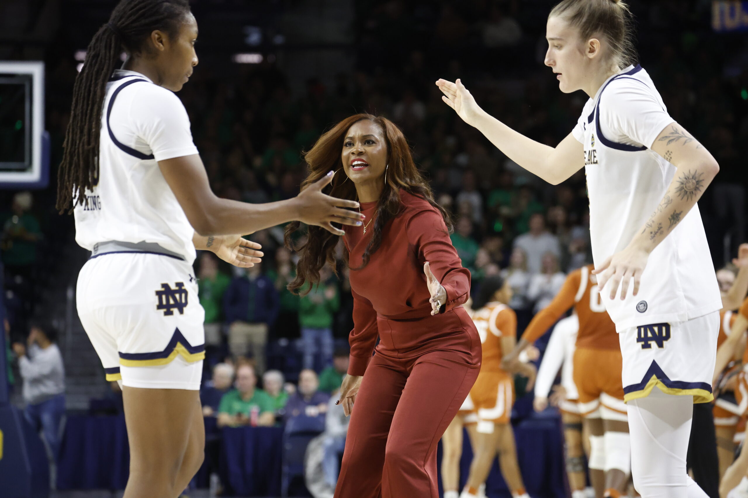Ivey Hits 100 Wins as Irish Defeat vs Virginia        12-29-2024